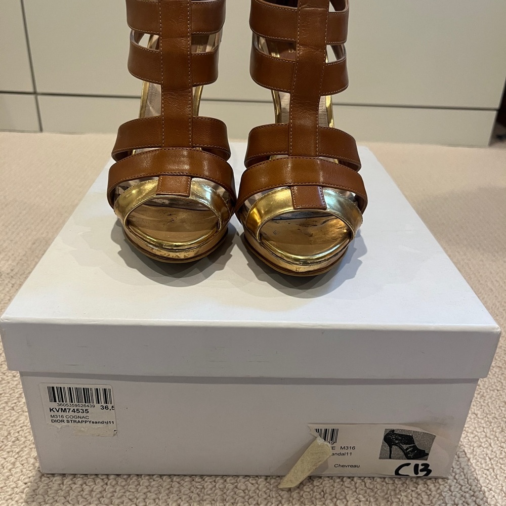 Dior Strappy Sandal. Cognac. Original Box - Picture 2 of 13
